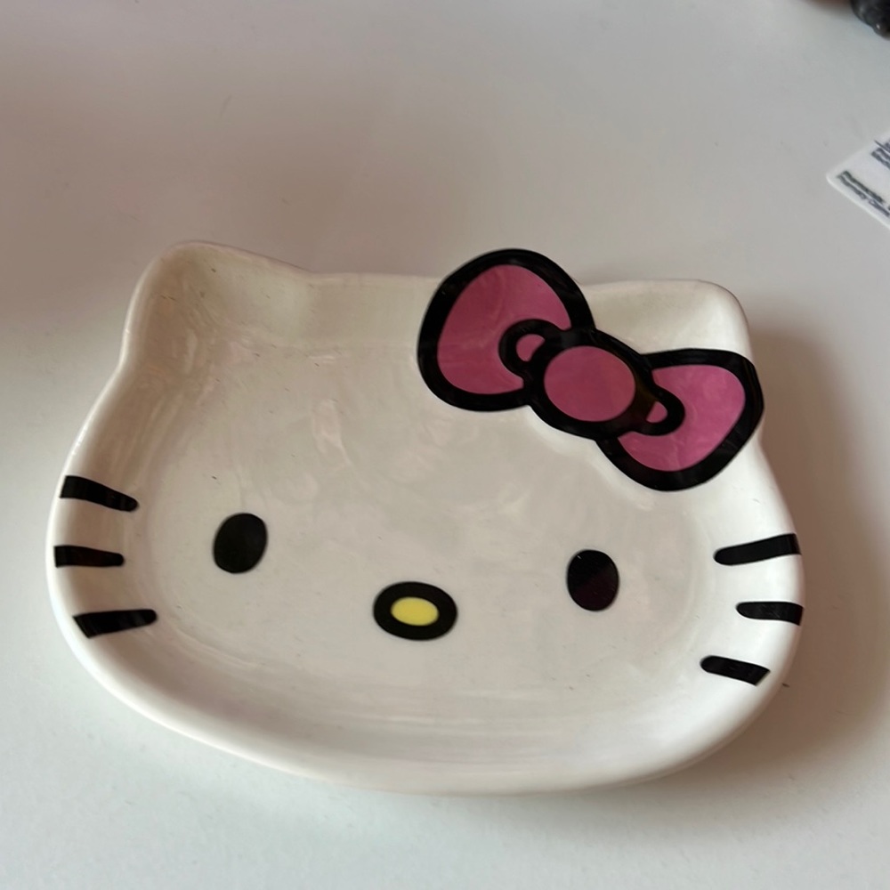 Hello Kitty Jewelry plate